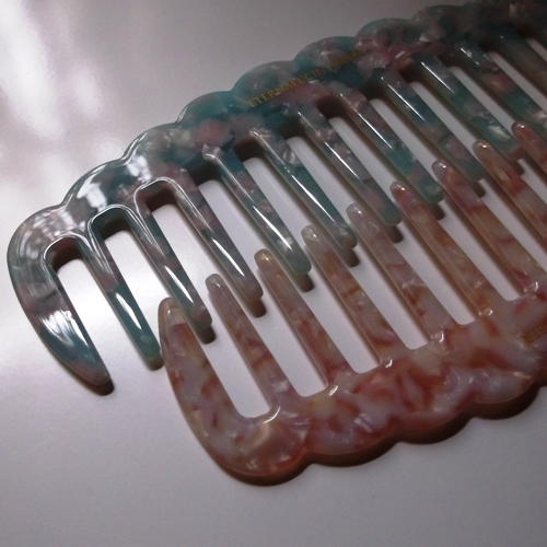 Large size detangling hair comb supplied by Longhaired Jewels