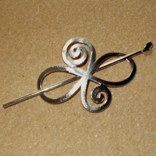 Celtic knot design barrette supplied by Longhaired Jewels