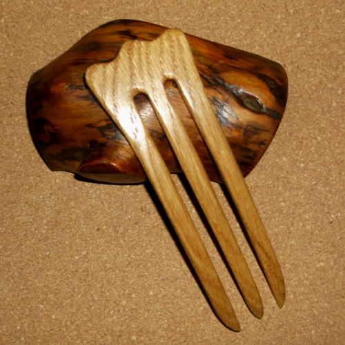 American 3 prong Oak hairfork supplied by Longhaired Jewels